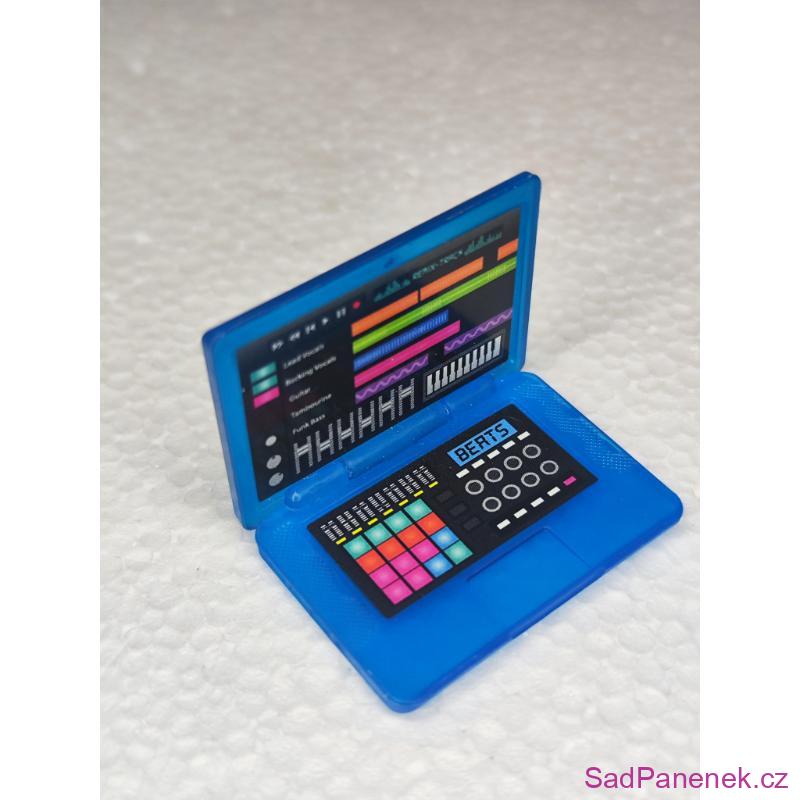 Notebook pro panenky