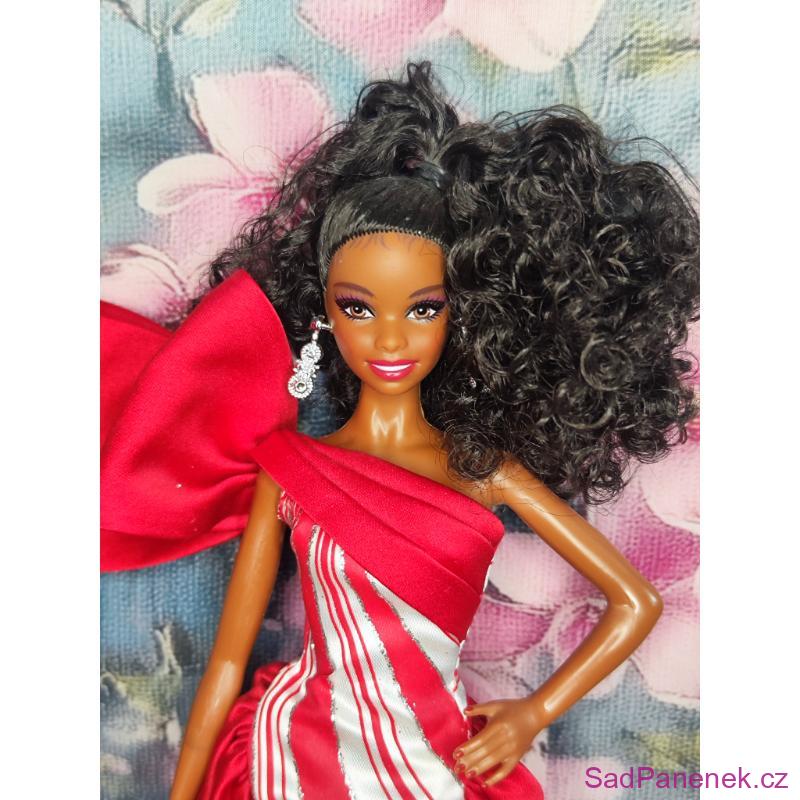 Sběratelská Barbie Holiday 2019