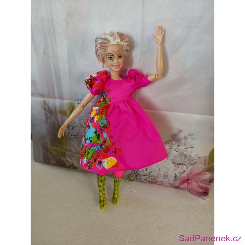 Sběratelská Barbie Weird