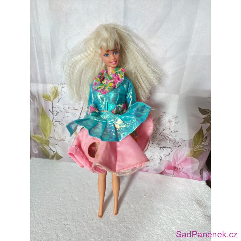 Barbie Twirlin Make up