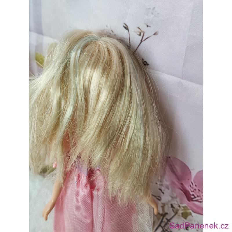Bratz blondýnka