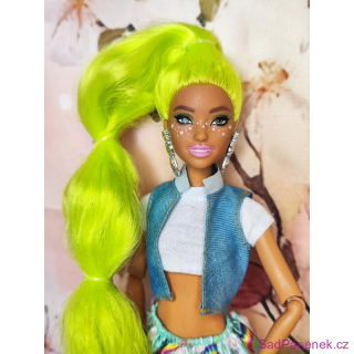 Barbie EXTRA neonová