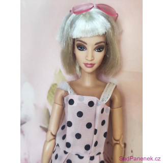 Sběratelská Barbie You Create s mikádem